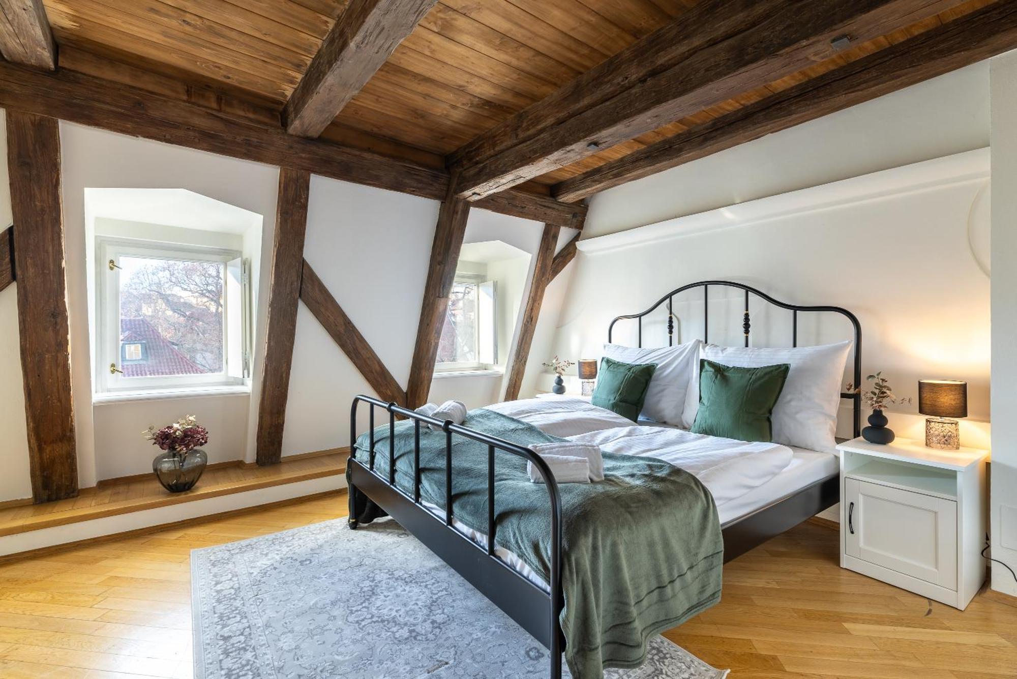 Luxury Retreat By Charles Bridge Apartament Praga