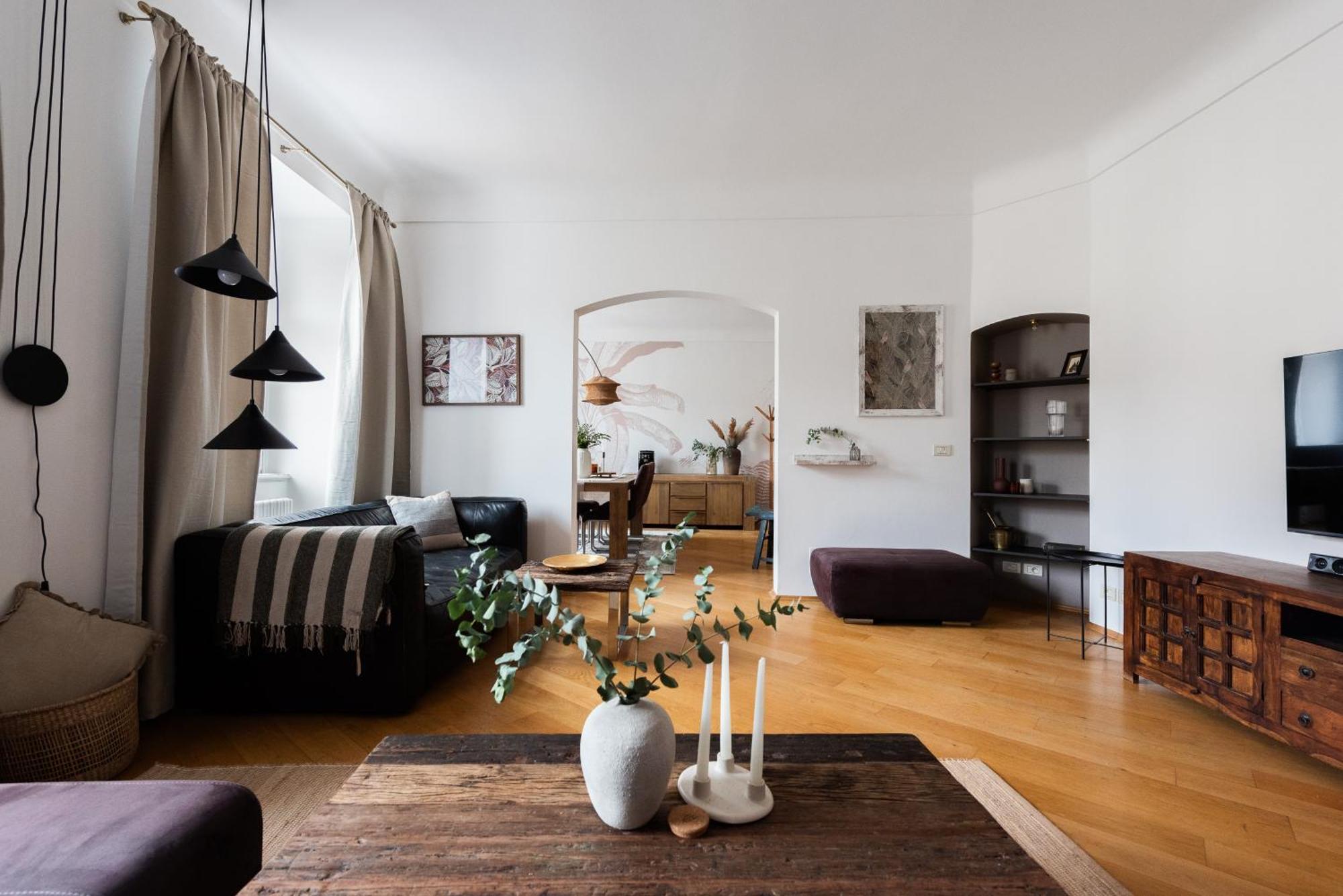 Luxury Retreat By Charles Bridge Apartament